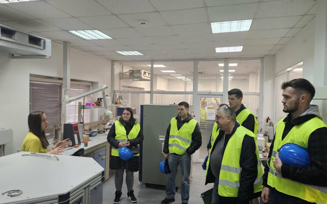 VISIT US: STUDENTI TEHNOLOŠKOG FAKULTETA IZ TUZLE POSJETILI LUKAVAC CEMENT